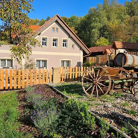 Landhuis Bozska Usedlost Prackov