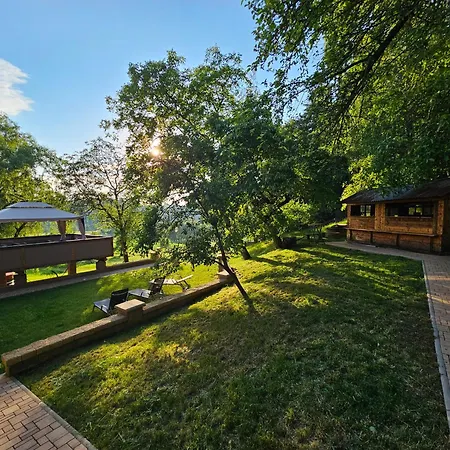 Landhaus Bozska Usedlost Prackov